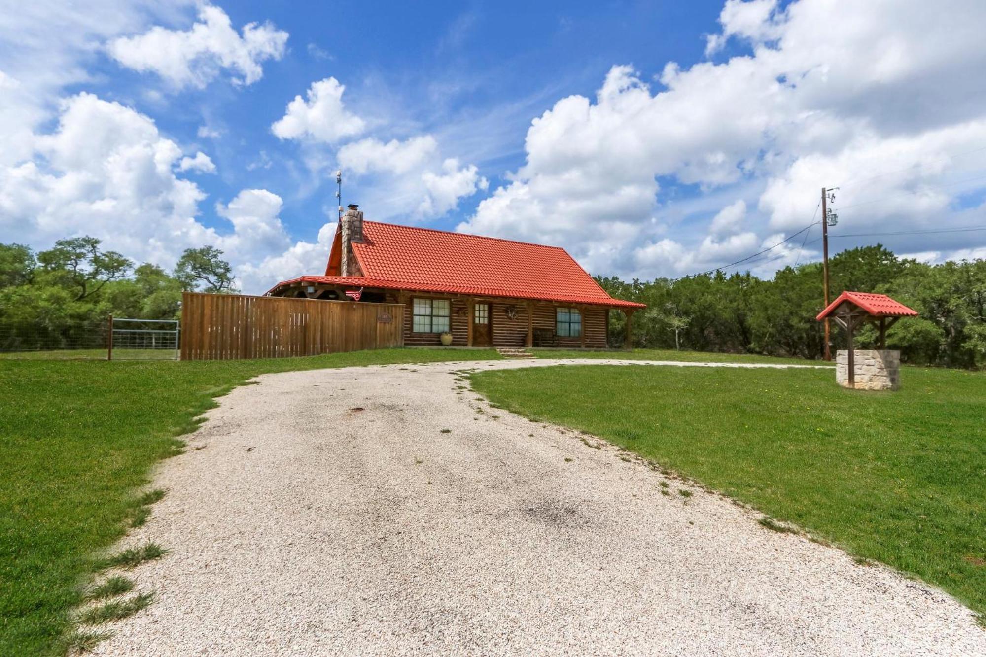 Double D Cottage Mount Gainor Luaran gambar